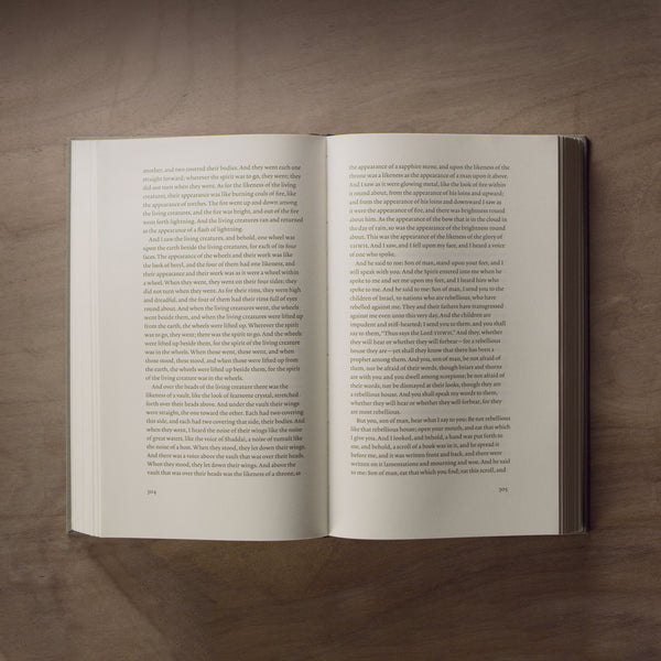 Bibliotheca Heirloom Edition: Clothbound Set + Walnut Slipcase